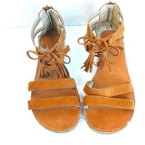 Olive & Edie Sandals
